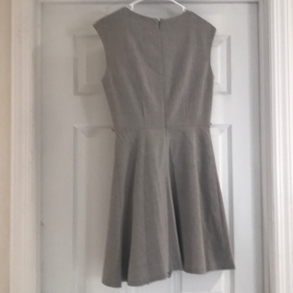 Dress - Picture 4 of 6